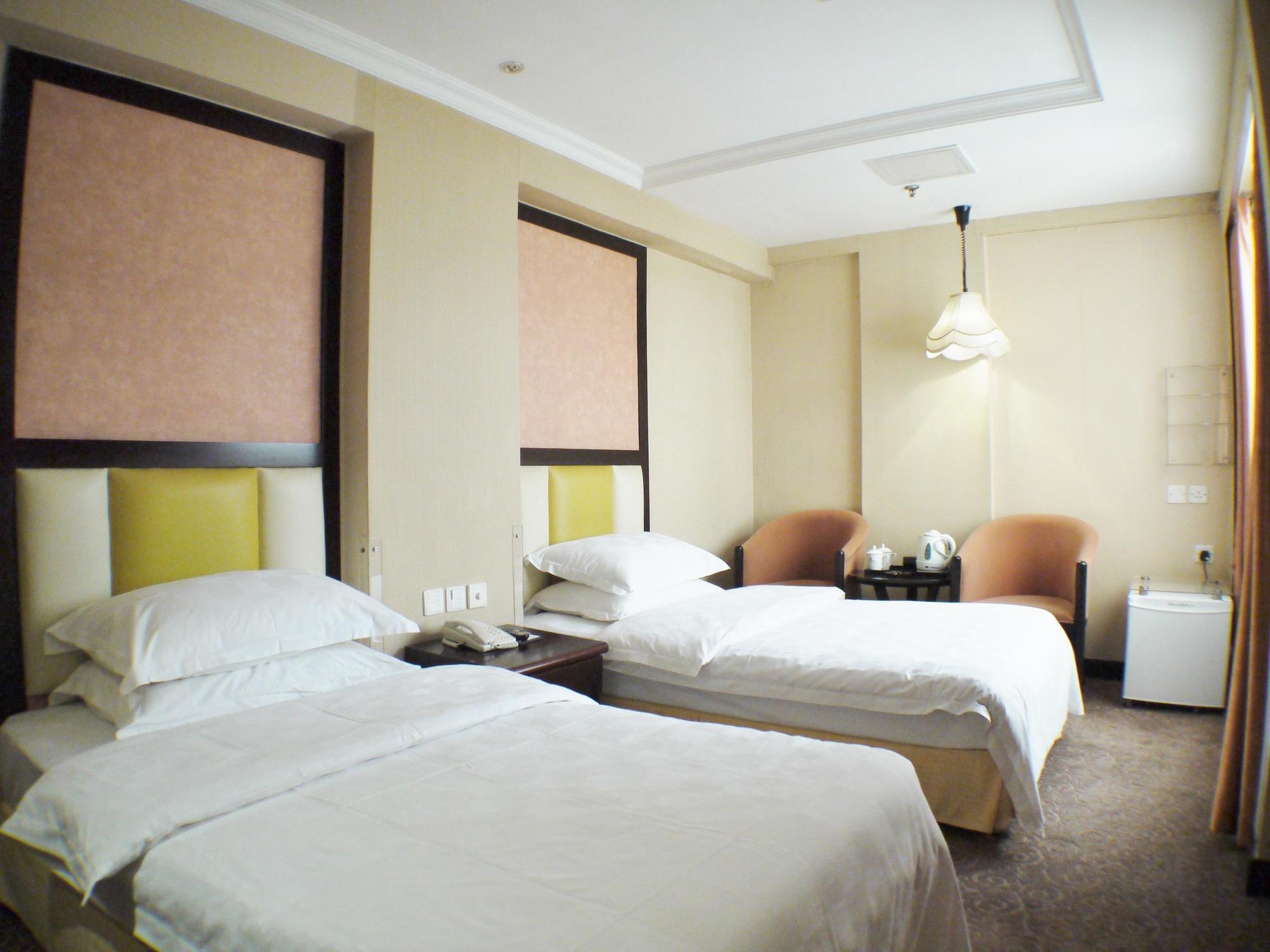 The Victoria Hotel Macau Exterior photo